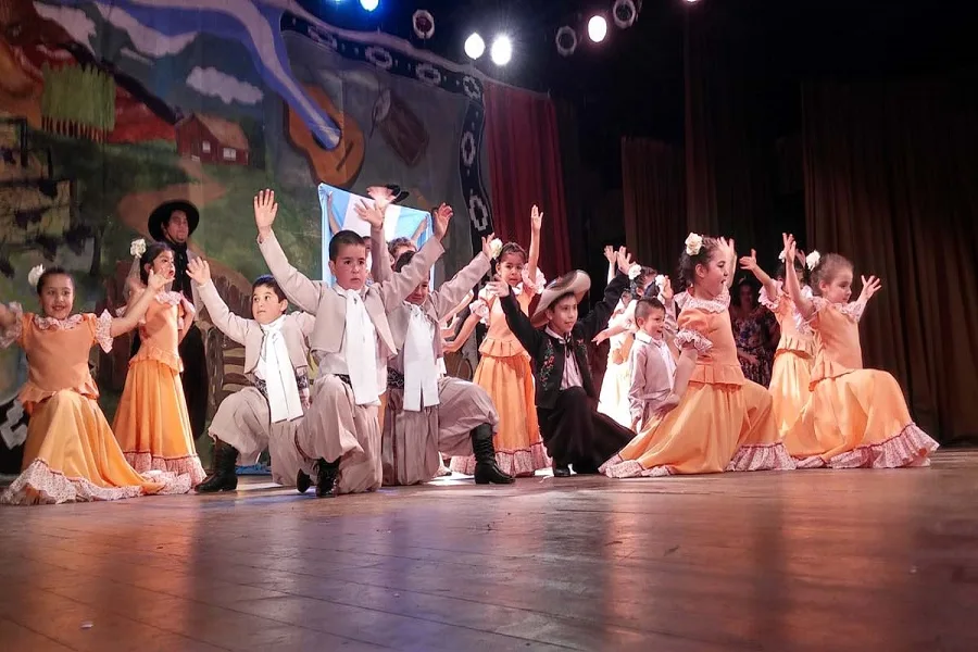 El cierre del taller de Folklore de Ceibo desbordó la Casa de la Cultura