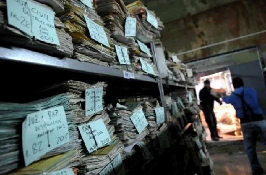 Cinco ministerios le dicen adiós a expedientes de papel
