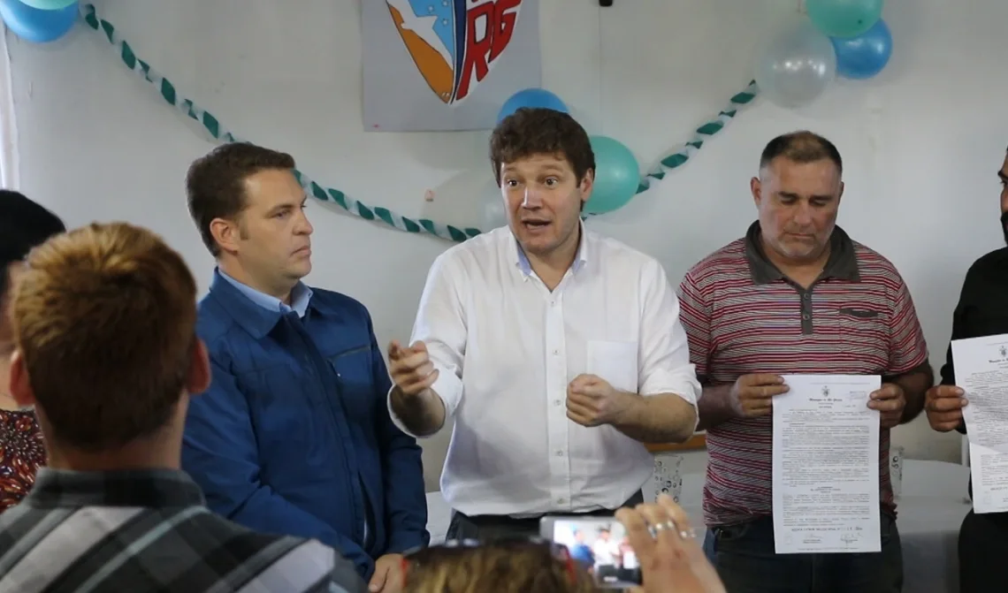 Melella anunció pavimentación para los barrios "El  Mirador" y "El Argentino"