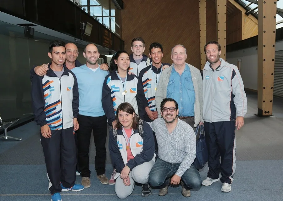Autoridades del Gobierno recibieron a deportistas del CAAD