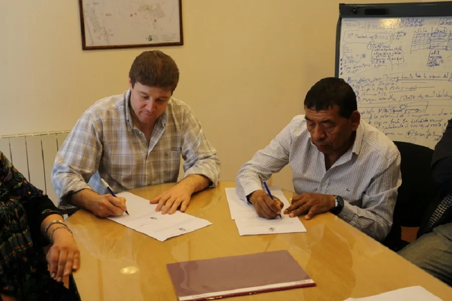 El Municipio y el Sindicato de Petrolero y Gas Privados firmaron convenio 
