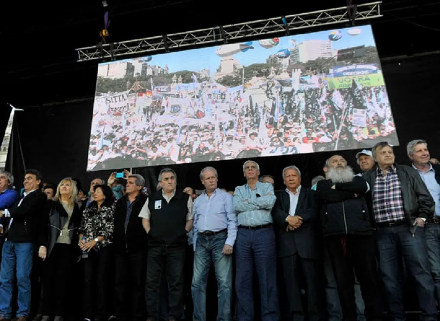 Los gremios del transporte lanzarán medidas de fuerza el lunes para presionar por Ganancias