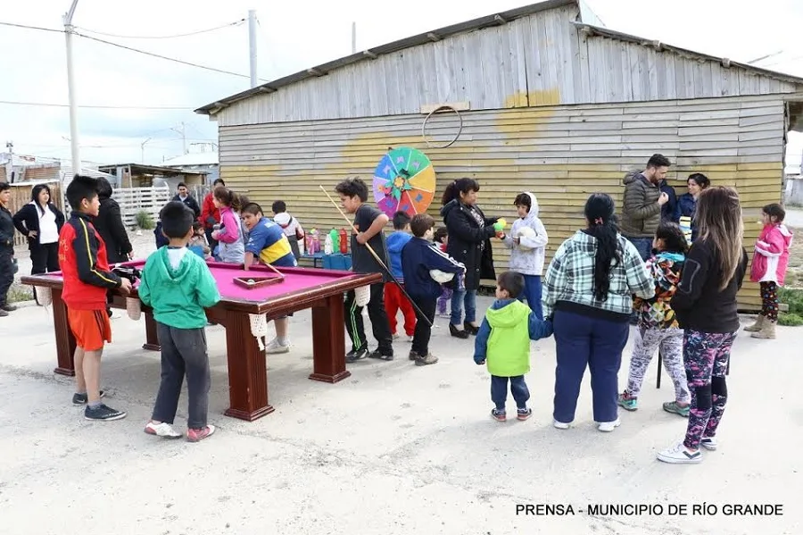 El Municipio y vecinos del Barrio Provincias Unidas disfrutaron de una jornada recreativa