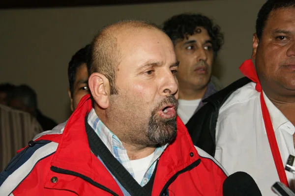 Marceló Córdoba encabezó la protesta en el Ministerio de Trabajo.