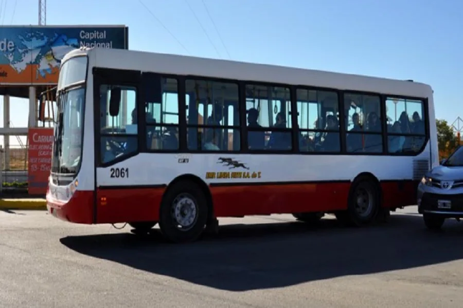 Se normaliza el servicio de transporte público de pasajeros
