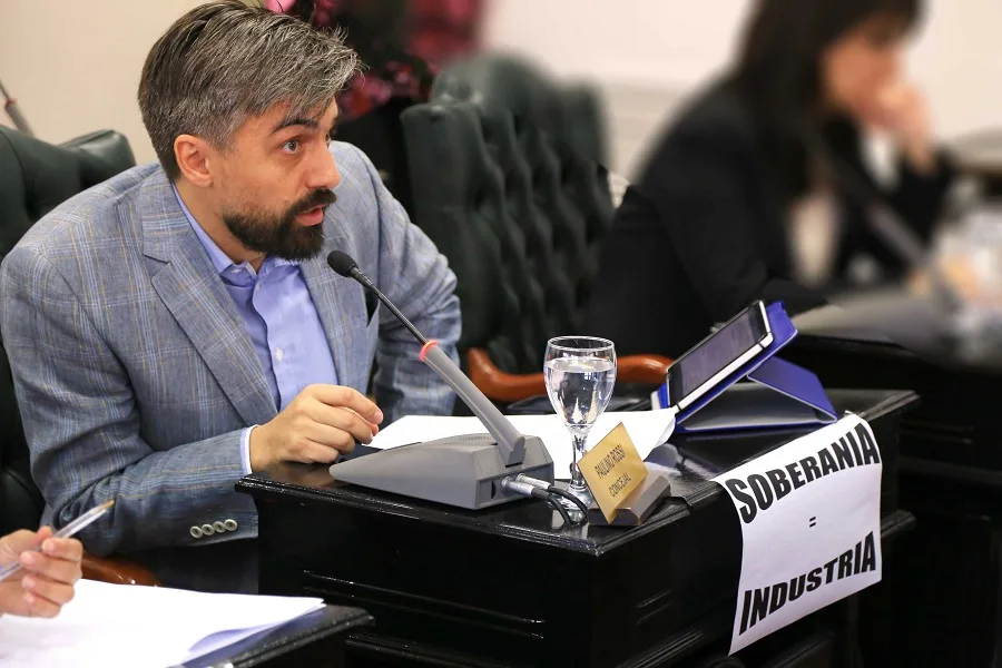 Paulino Rossi cargó contra las declaraciones del titular de la Aref