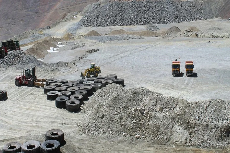 Imputan al Director de Minera Pelambres por arrojar basura tóxica en Argentina
