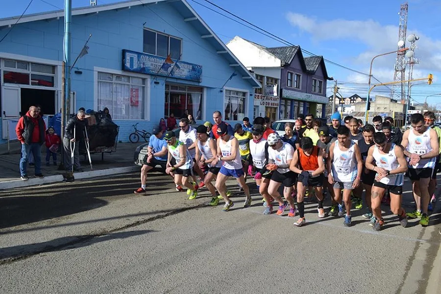Se disputó la carrera por el Aniversario del Club O’Higgins