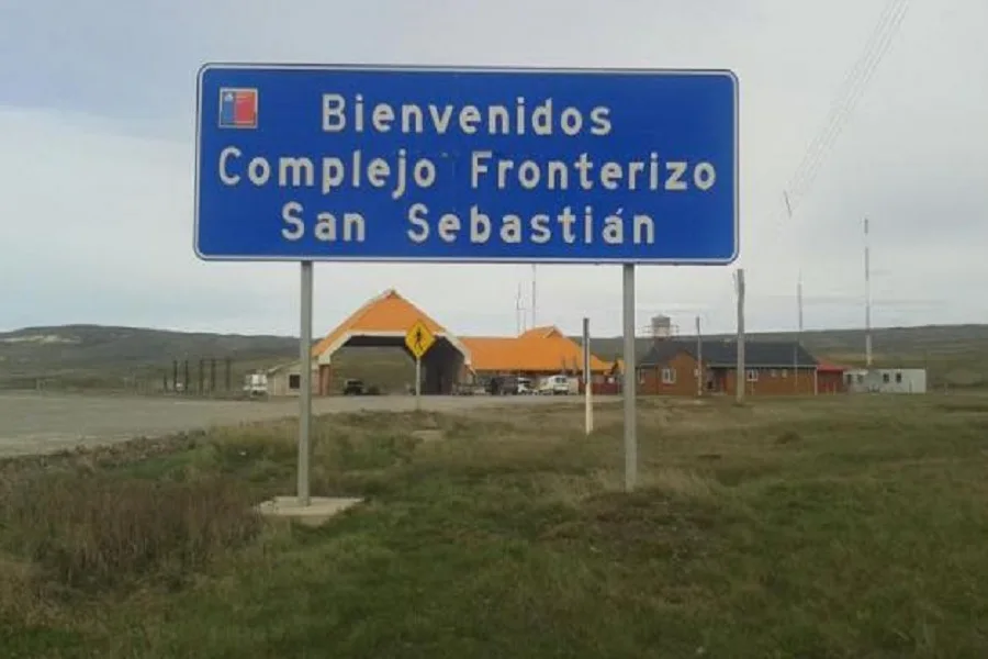 Se encuentra con medidas de fuerza el Paso Fronterizo San Sebastián chileno 