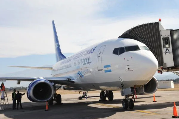 Buscan mejorar la llegada de Aerolíneas Argentinas a todas las provincias.