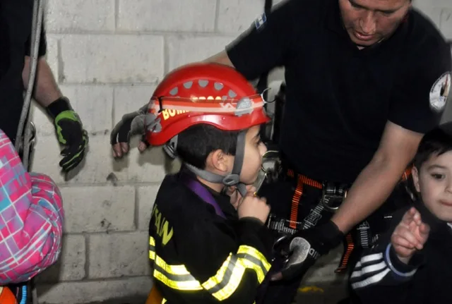 Bomberos Voluntarios festejaron a lo grande el Día del Niño