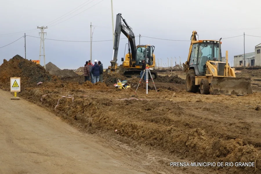 Avanzan las obras de infraestructura al barrio Chacras de la Rivera