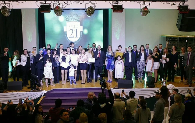 La Universidad Siglo XI entregó diplomas a 40 nuevos profesionales