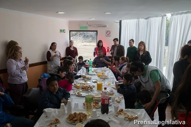 Estudiantes de Tolhuin recorrieron la Legislatura provincial