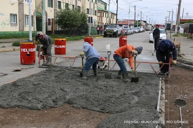 Adjudicaron obras de reacondicionamiento de pavimento en Río Grande