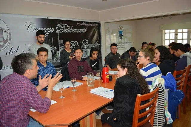 Concejo Deliberante de Río Grande: Adolescentes fueron Concejales por un Día
