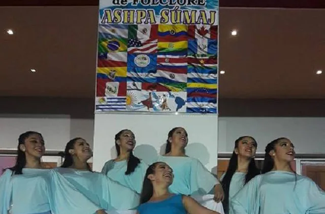 El Ballet ‘Soles que dejan Huellas’ representó a Tierra del Fuego