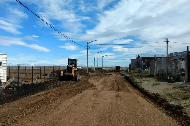 Realizan intenso operativo de mejoramiento en las calles de Chacra XI