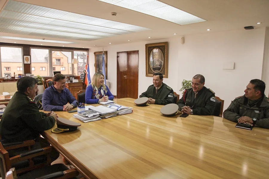 La gobernadora recibió al nuevo jefe de la Región VII de Gendarmería Nacional