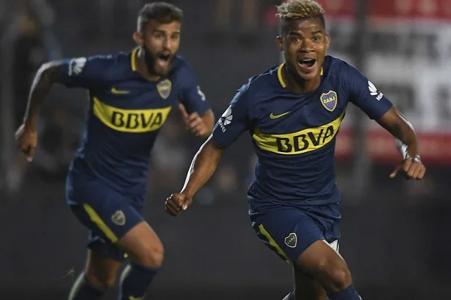 Boca derrotó a Estudiantes y cierra el 2017 como único puntero