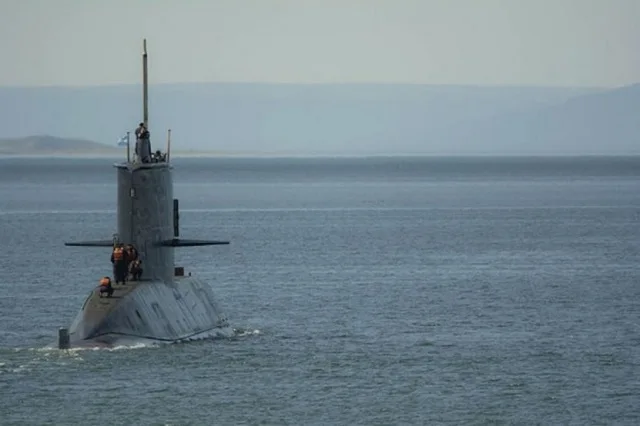 ARA San Juan: Contratarían empresas para seguir buscando al submarino