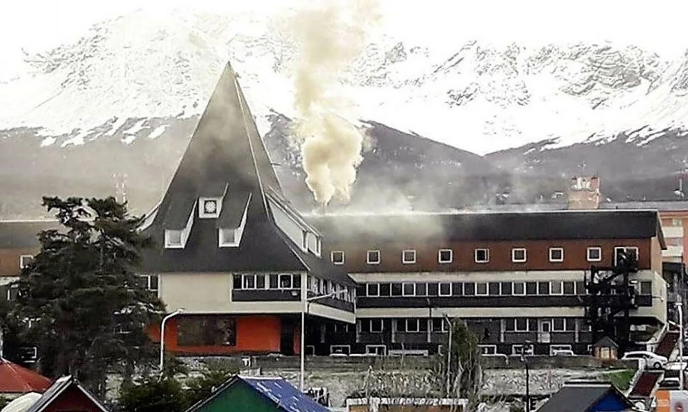 Alarma por un principio de incendio en la Casa de Gobierno.