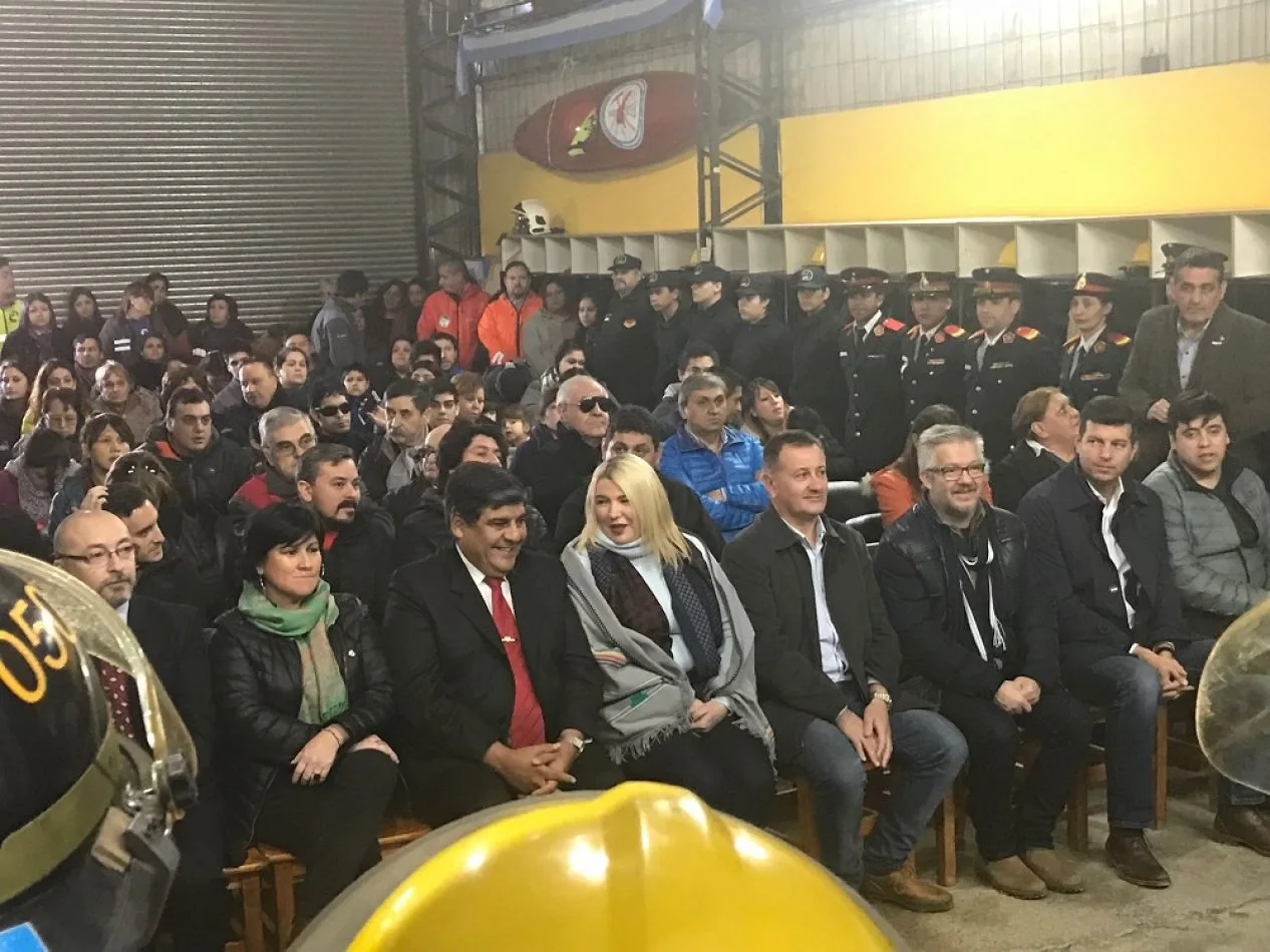 Bomberos de Tolhuin fueron agasajados por Arcando.