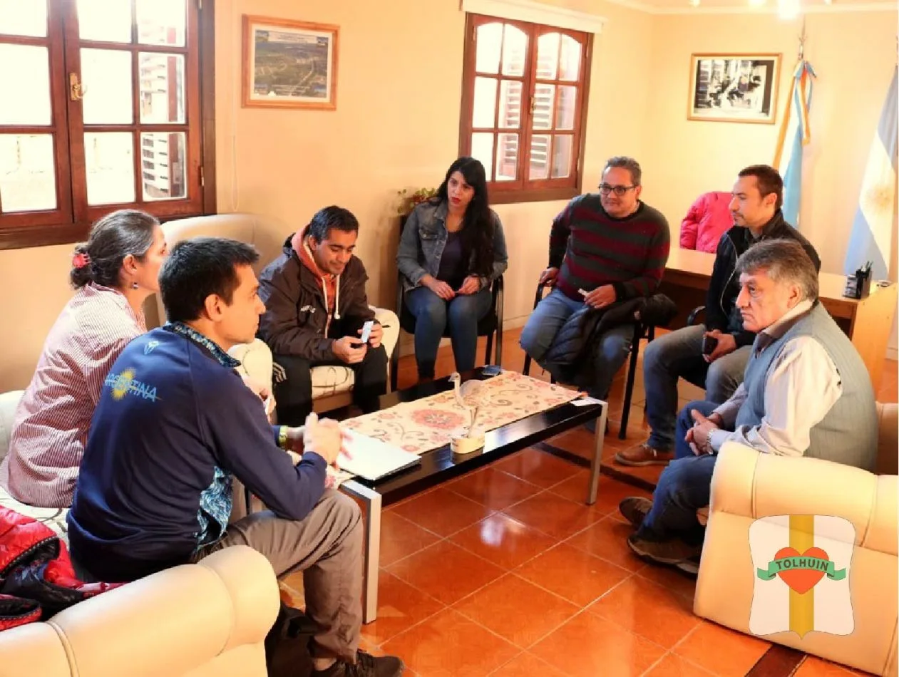 Reunión entre el Intendente de Tolhuin e integrantes de Ushuaia Loppet.