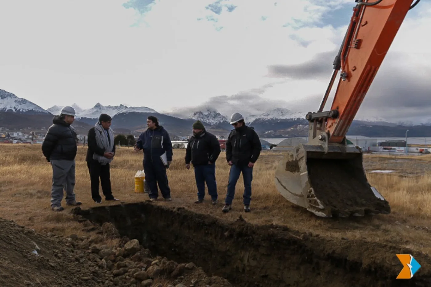 Estudios previos para la construcción del edificio legislativo