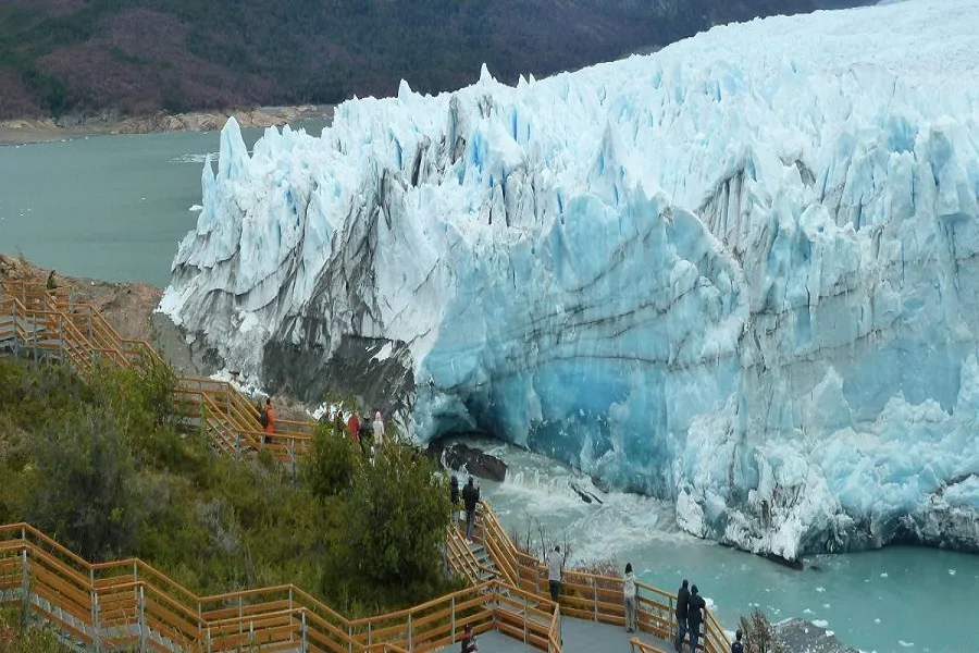 Anticipan la mayor ruptura del Glaciar Perito Moreno en este siglo