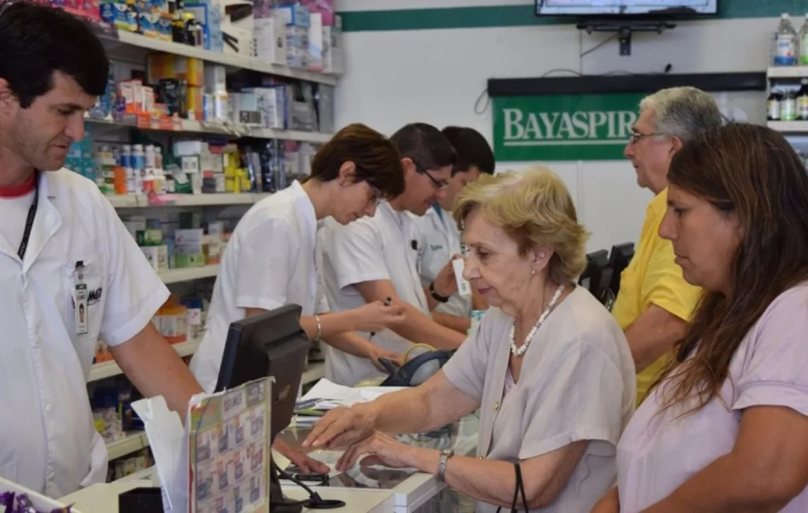 Tucumán: Millonaria multa contra las farmacias por supuestas violaciones de la ley de competencia