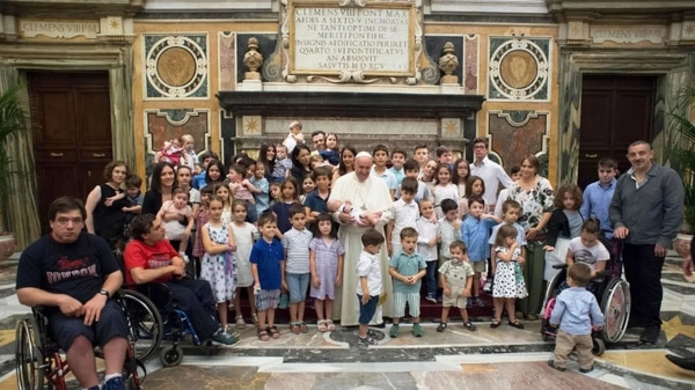 El Papa se refirió al tema luego de la aprobación en Diputados del proyecto que lo legaliza.