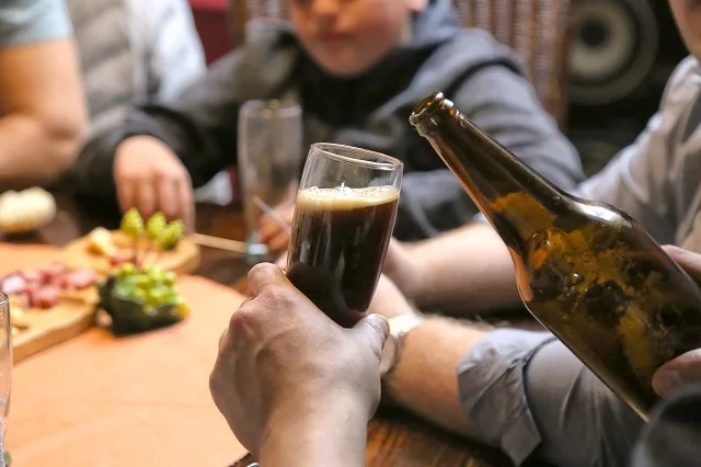 El concejal Paulino Rossi promueve la producción de cerveza artesanal local