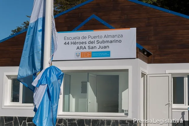 ARA San Juan: Inauguraron una nueva escuela en Puerto Almanza