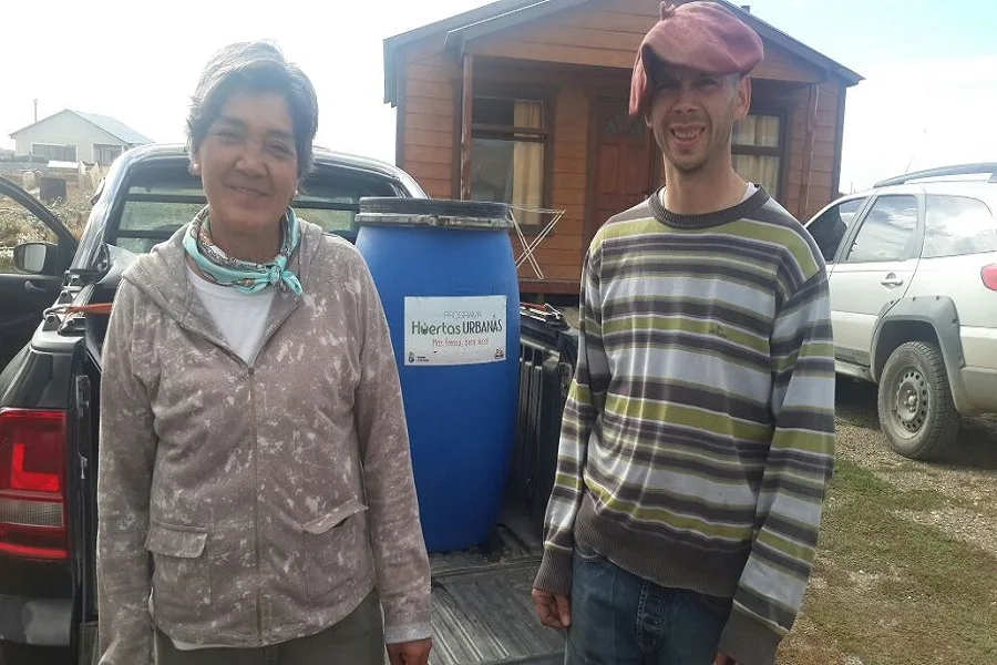 Huertas Urbanas: El municipio capacita y entrega compost orgánico a productores 