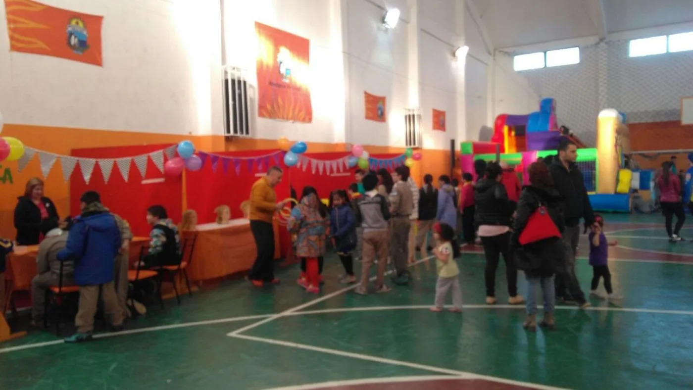 Cientos de chicos disfrutaron de una tarde de juegos y sorpresas