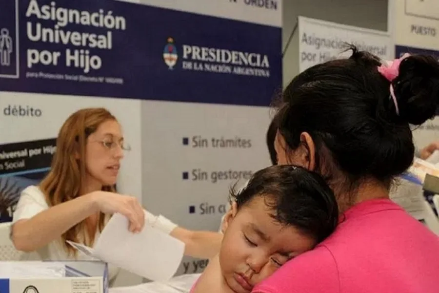 La Asignación Universal por Hijo aumentará cada tres meses a partir de marzo