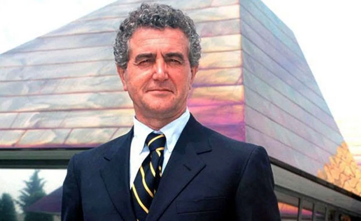 Carlos Benetton.