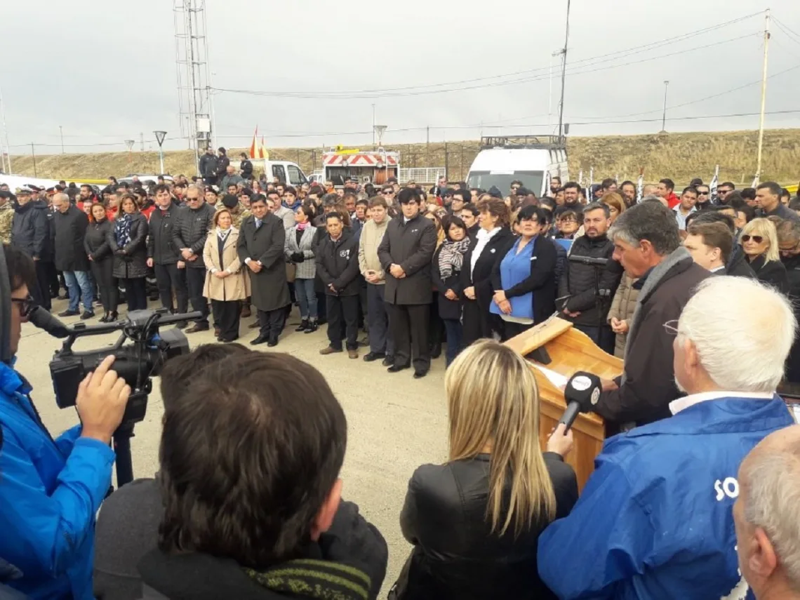 Melella acompañó a los Veteranos de Malvinas en la inauguración de la Carpa