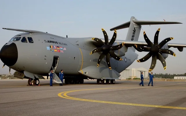 Inglaterra envió a Malvinas un avión de transporte militar de largo alcance