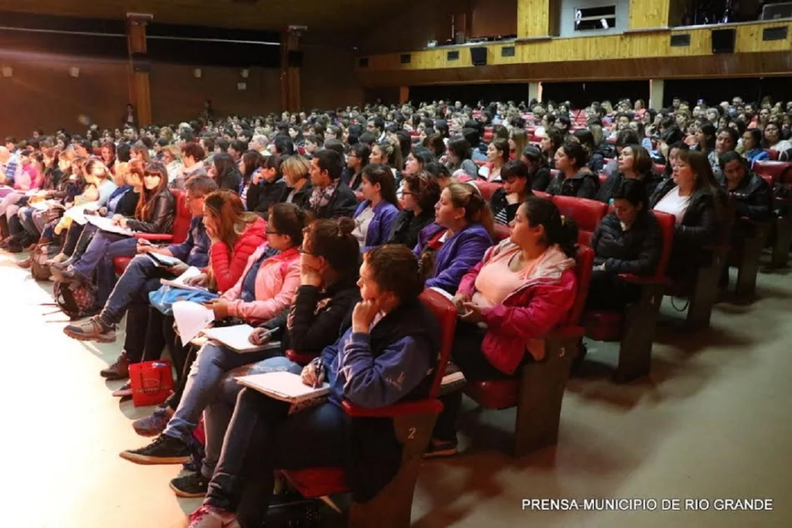 El municipio de Río Grande instrumentará el Bachillerato Popular 