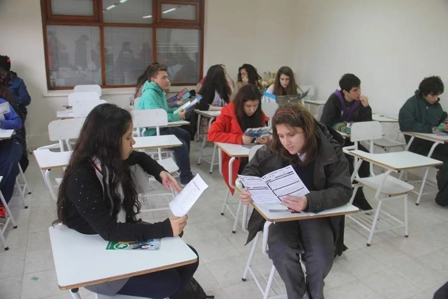 Duplicarán la cantidad de beneficiarios de becas estudiantiles terciarias y universitarias