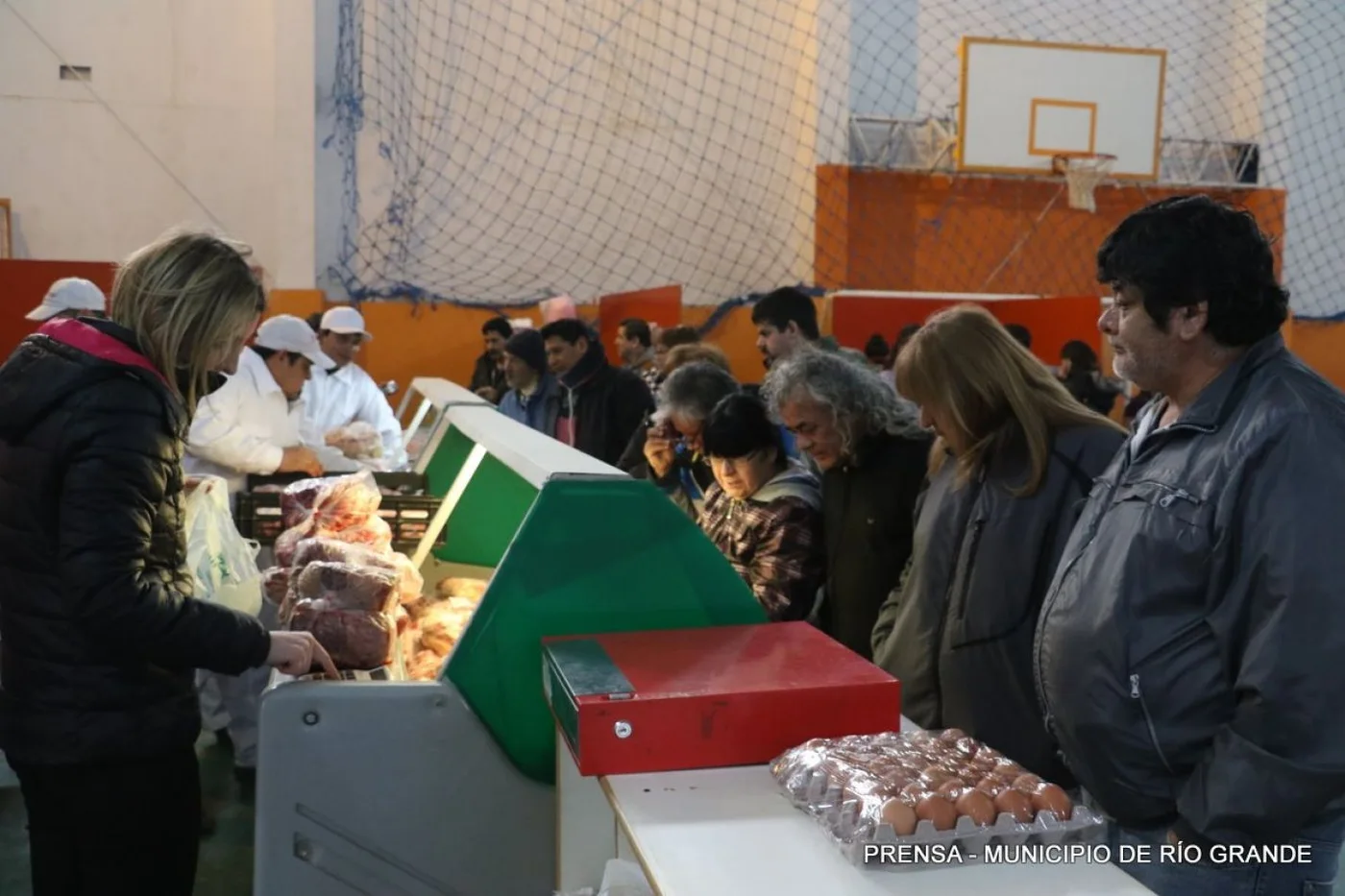 La Feria en tu Barrio en el Gimnasio Juan Manuel de Rosas