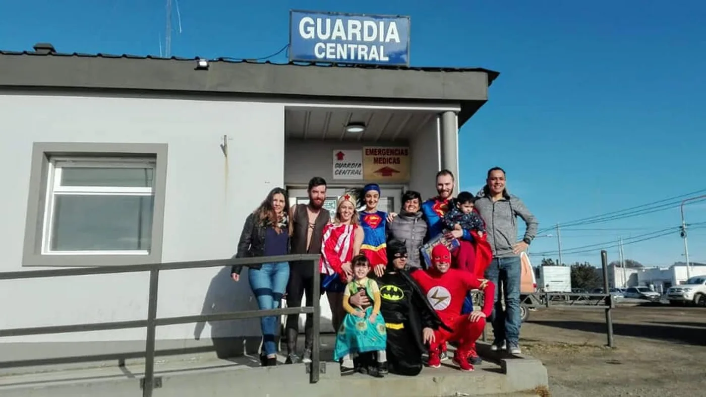 Los superhéroes visitaron a niños internados