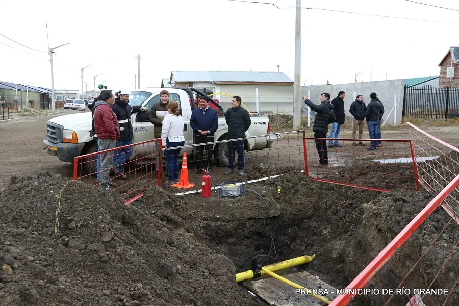 Gas natural para el B° Los Cisnes: Melella destacó haber cumplido con los vecinos