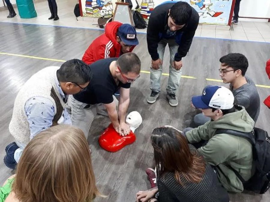 Educación: Reanimación Cardiopulmonar en las Escuelas