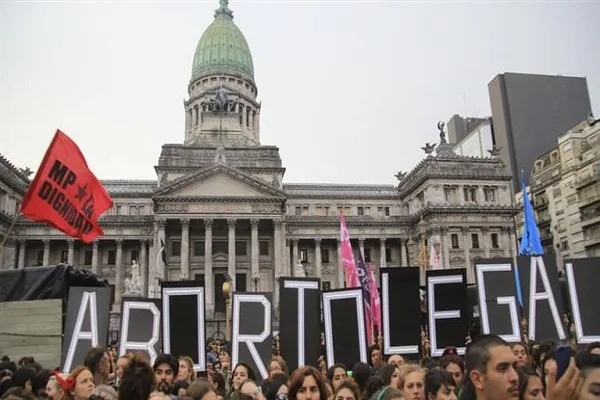  El proyecto de legalización del aborto ya tiene fecha de llegada al recinto: 13 de junio