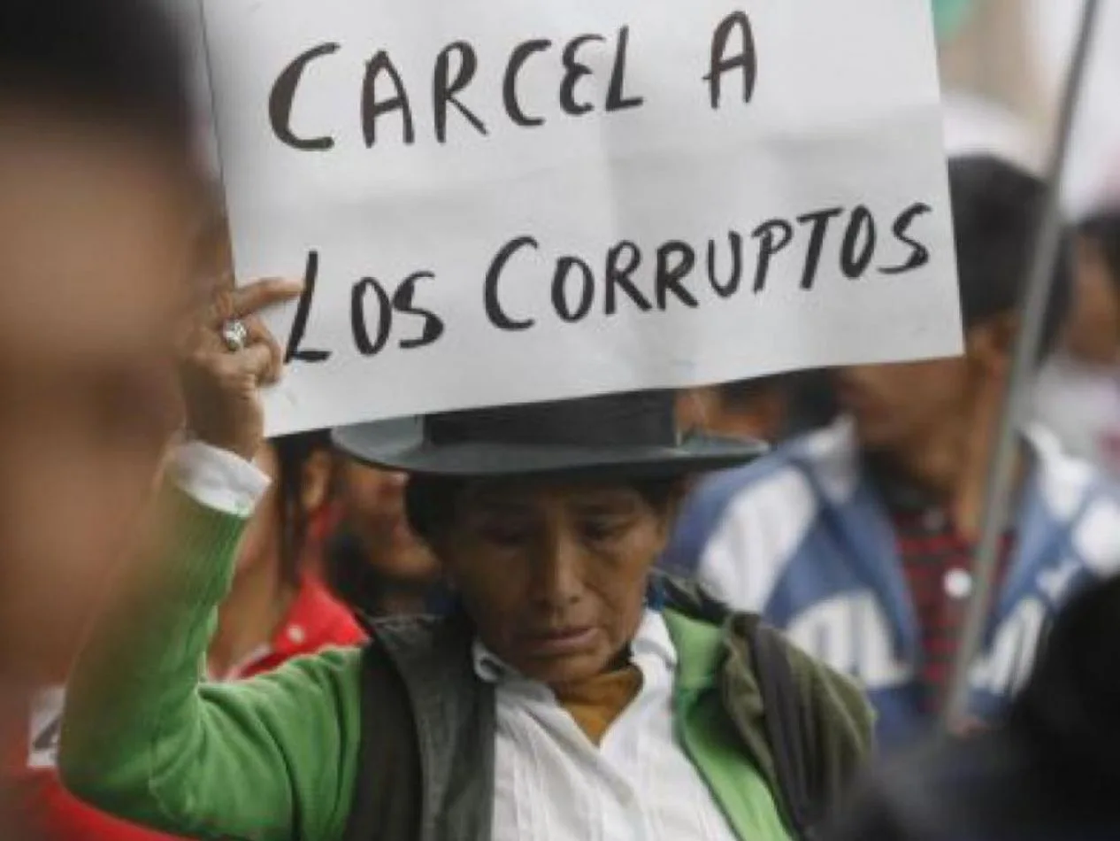 Cárcel a los corruptos en Perú