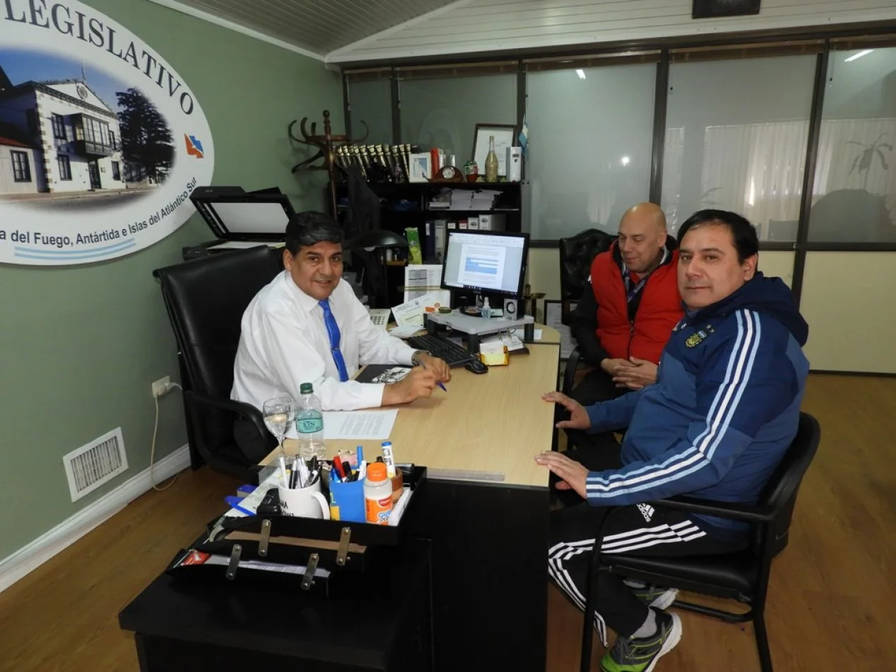 El Vicegobernador se reunió con árbitros de Río Grande
