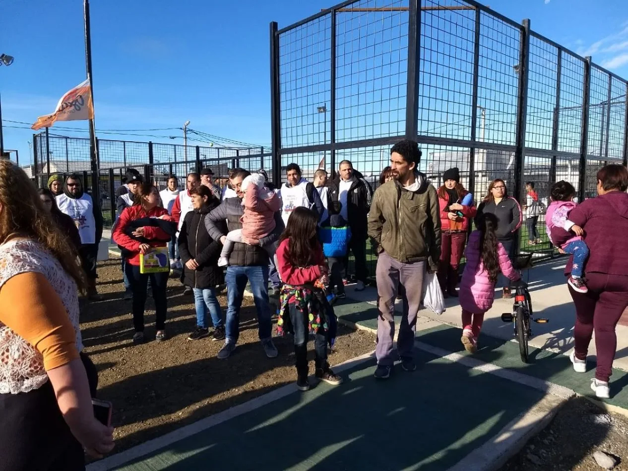 El municipio inauguró el nuvevo playón deportivo